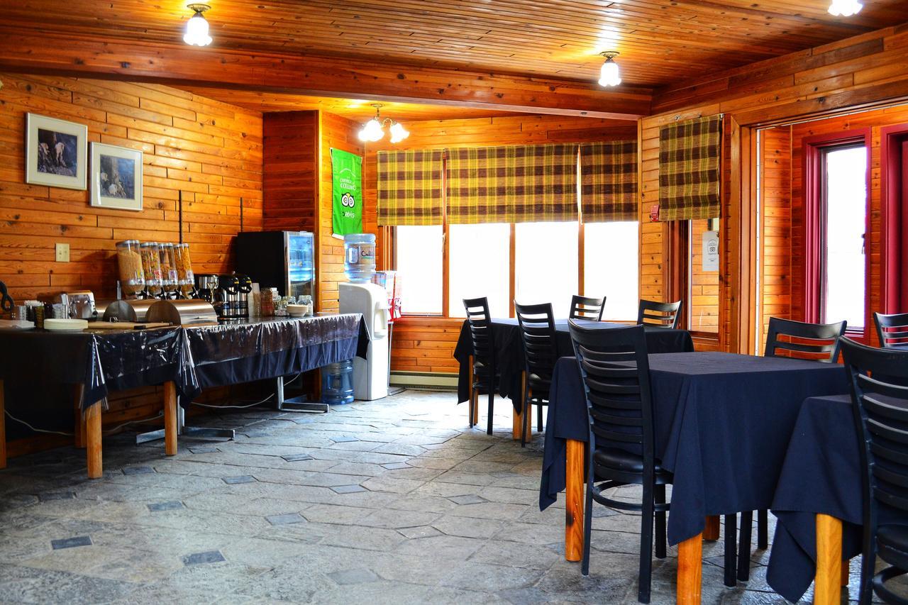 Radium Chalet Radium Hot Springs Exteriér fotografie